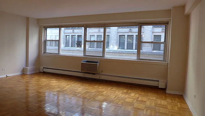 Rented by Metropolitan Equities | media 26