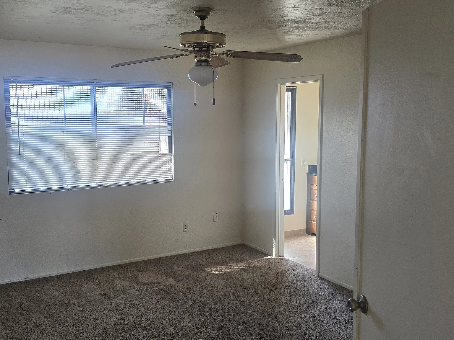 3 bed, 1468 sqft, $1,850 — Photo 3