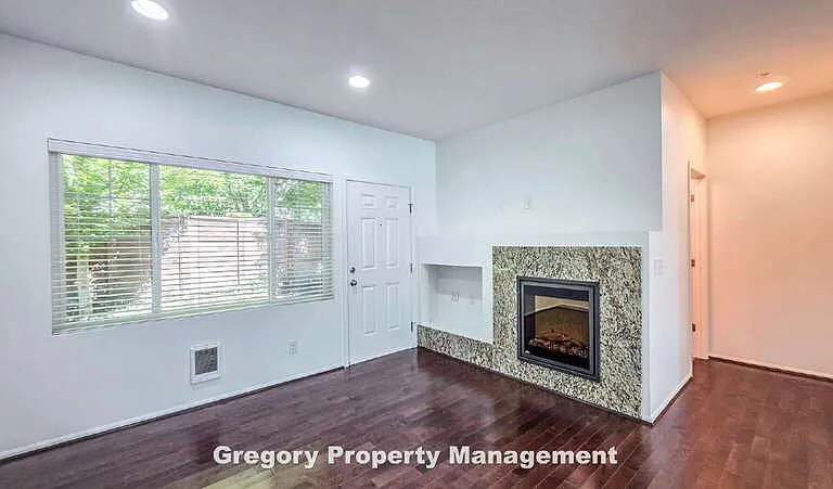 10394 157th Pl NE #104 — Photo 13