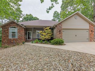 12 Helston Cir, Bella Vista, AR 72714