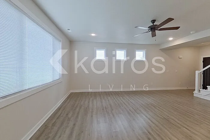 3 bed, 2.5 bath, 1584 sqft, $1,995 — Photo 4