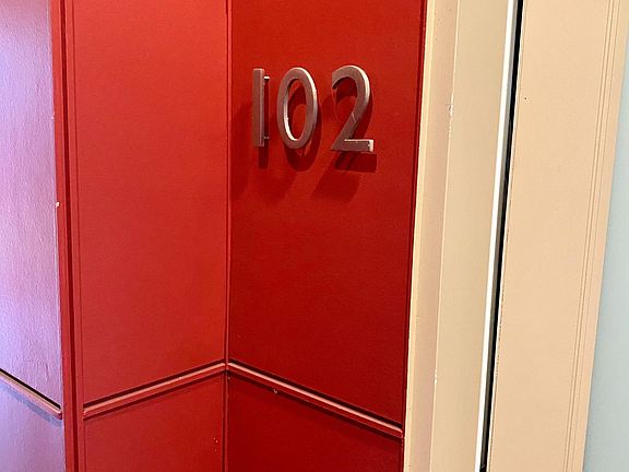 4th image of 109 12th Ave E APT 102