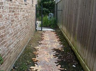 1602 White St, Houston, TX 77007