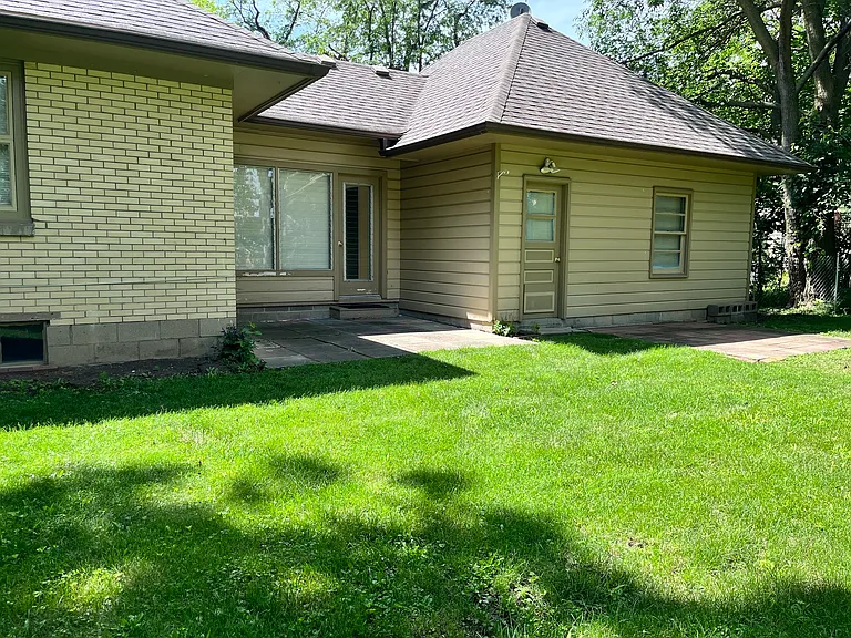 150 Woodland Rd — Photo 9