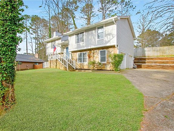 2nd image of 430 Creekside Ct