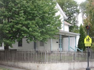 801 N Randolph St #B, Champaign, IL 61820