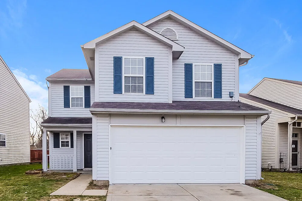 4 bed, 2.5 bath, 1980 sqft, $1,915 — Photo 1