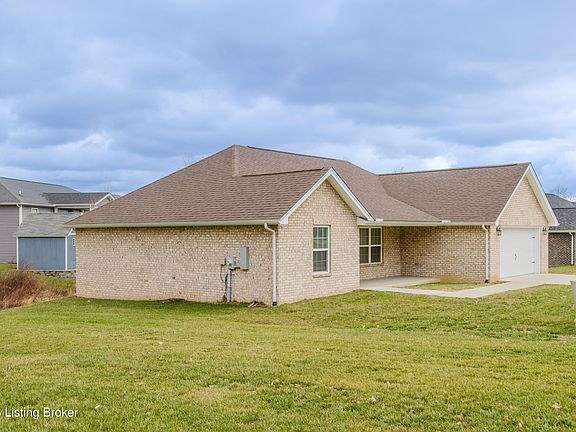 3rd image of 632 Tristan Ln