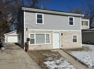 4316 Victory Ave, Racine, WI 53405