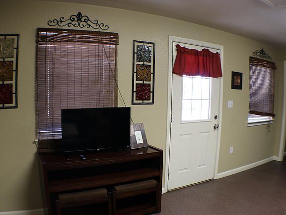 3rd image of 1525 County Road 700 Unit L