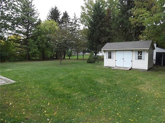 3rd image of 6360 Brockport Spencerport Rd