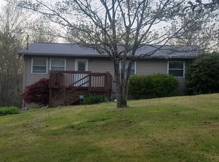 110 Neighborhood Ln, Harriman, TN 37748