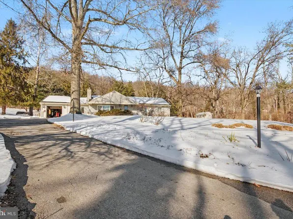 2085 Yellow Springs Rd, Malvern, PA 19355