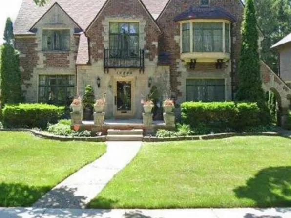 19445 Shrewsbury Rd, Detroit, MI 48221