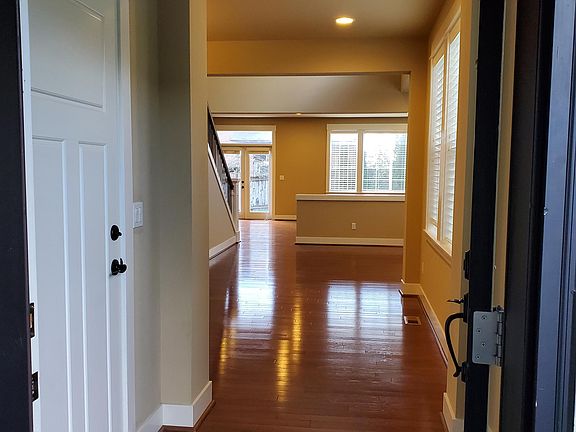 3rd image of 119 97th Ave NE