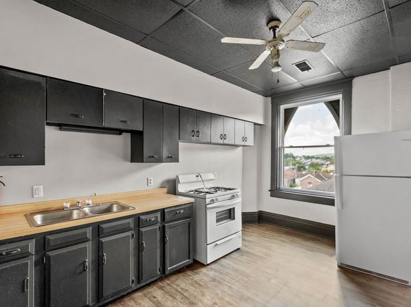 6 E Pike St APT 9