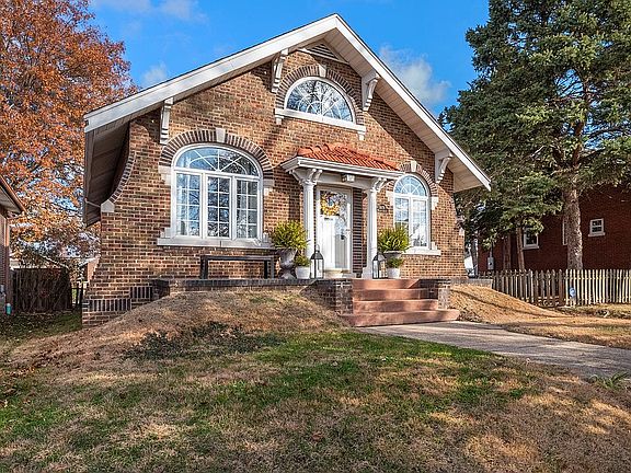 3rd image of 5079 Milentz Ave
