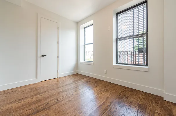 Rented by Nooklyn NYC LLC | media 4