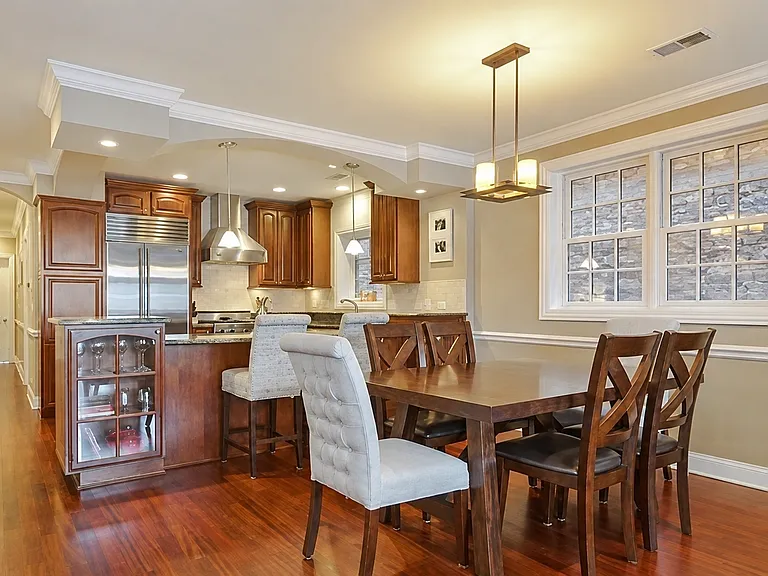 3545 N Wilton Ave #3S — Photo 5