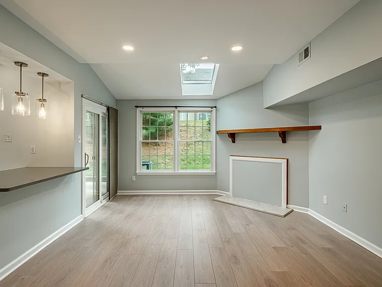 9 Oak Leaf Ln — Photo 5