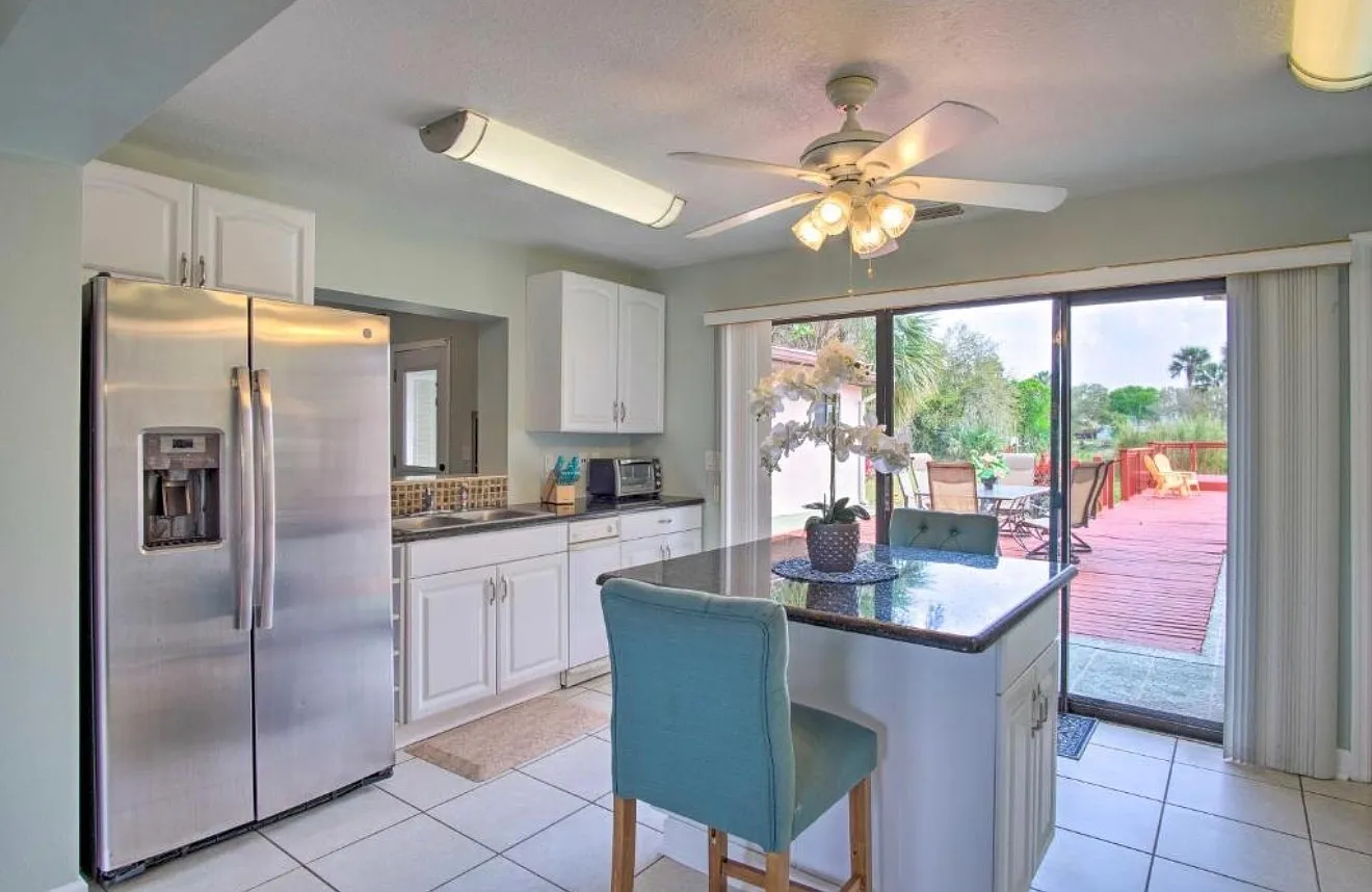 2 bed, 2534 sqft, $2,300 — Photo 3