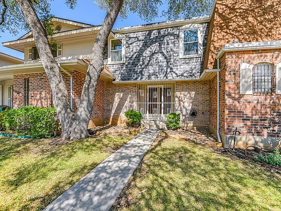 2nd image of 11823 Sandman St #136