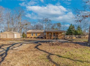 2711 Athens Hwy, Jefferson, GA 30549