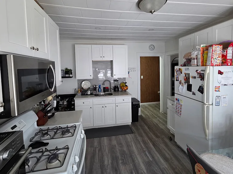 59 Morgan St #2 — Photo 5