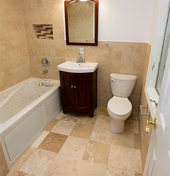 49 Soulice Pl — Photo 9