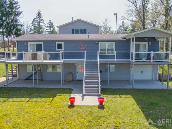 1841 S Ogemaw Trl, West Branch, MI 48661