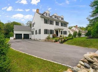 10 Bradlee Rd, Milton, MA 02186
