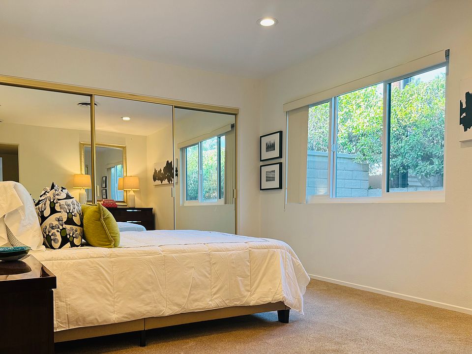 1st image of 1486 Palm Tree Dr #1486