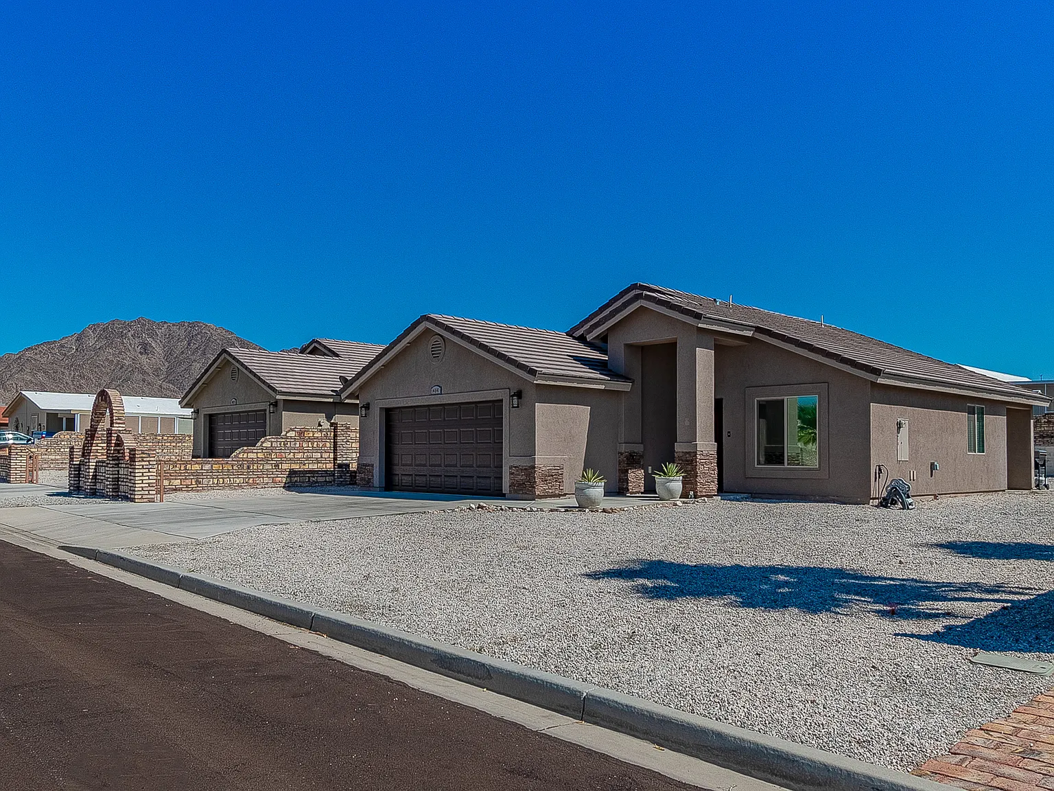 3 bed, 1421 sqft, $1,800 — Photo 3