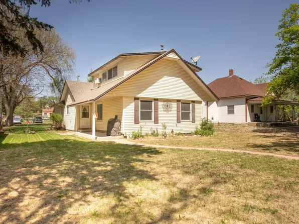 505 Pope Ave, Curtis, NE 69025