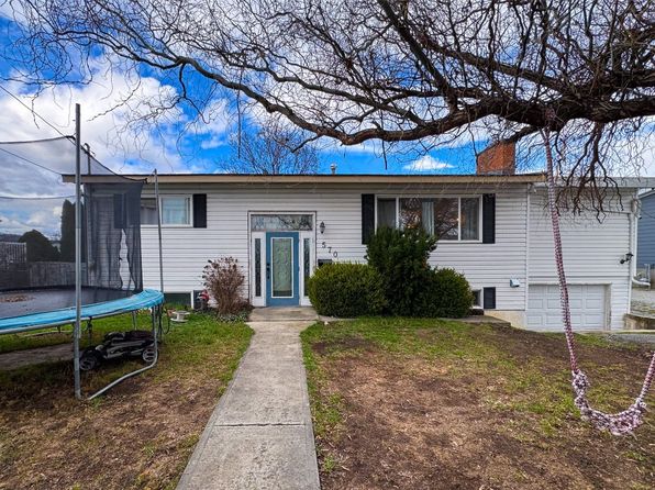 570 Hollydell Rd, Kelowna, BC V1X 1L3