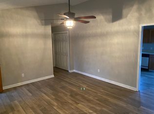 319 Old Petrie Rd, Spartanburg, SC 29302