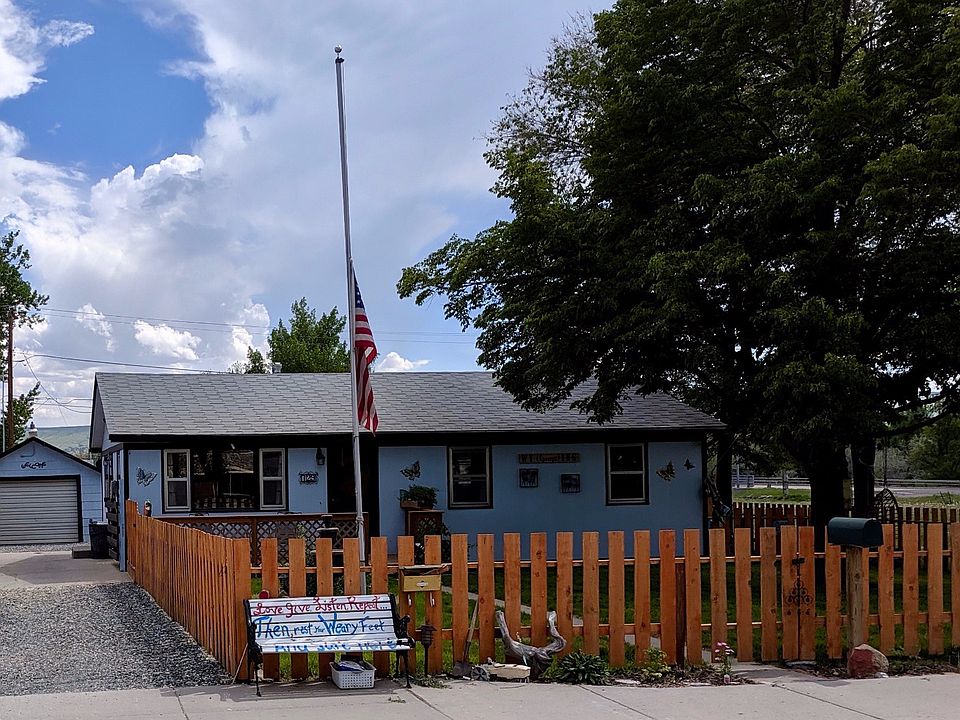 1st image of 729 Shoshoni St