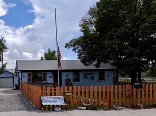 729 Shoshoni St, Thermopolis, WY 82443