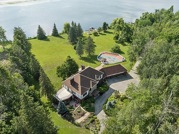 2nd image of 1515 Hawkswood Dr