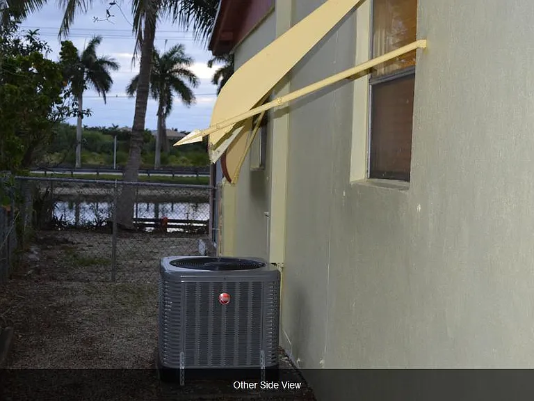 4850 SW 41st Ave — Photo 30