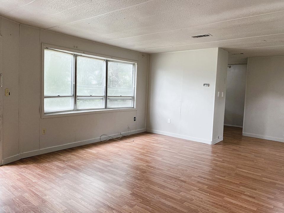 1st image of 113 Harmons Way
