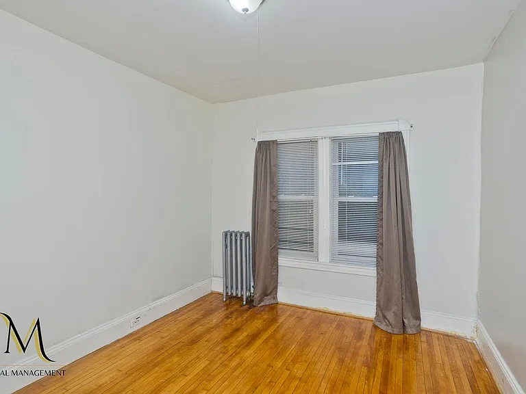 286 Sumner Ave — Photo 16