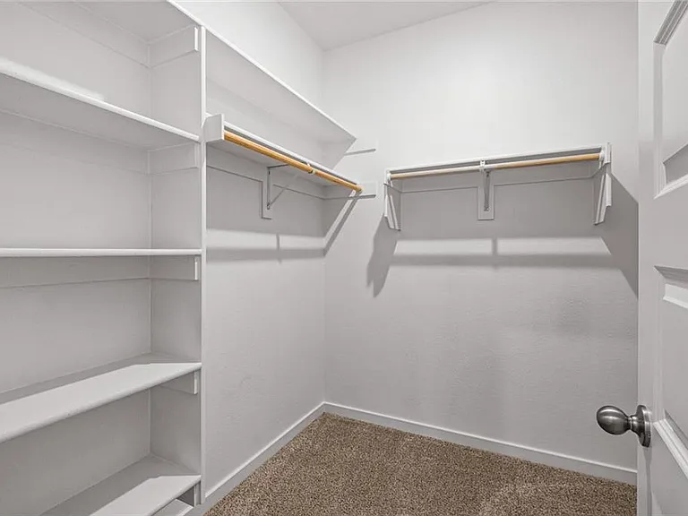 4790 Planetree St — Photo 17