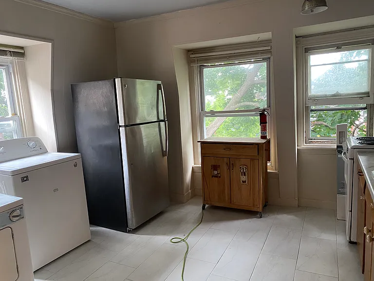 4825 Cedar Ave #3 — Photo 9