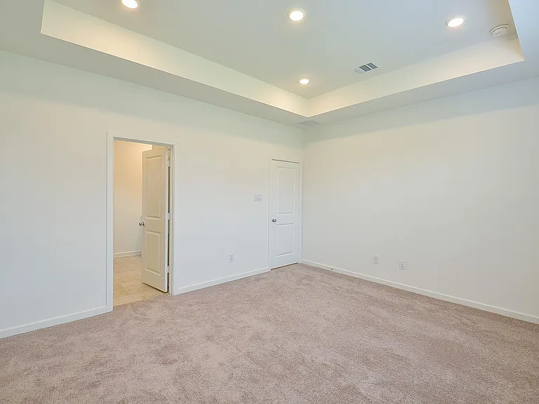 9727 Rialto Heights Dr — Photo 22