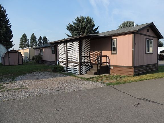 3rd image of 1813 S Reserve St Trailer 22
