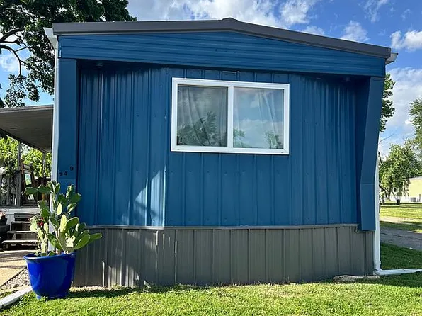 149 Silverwood Ln, Clarksville, IN 47129