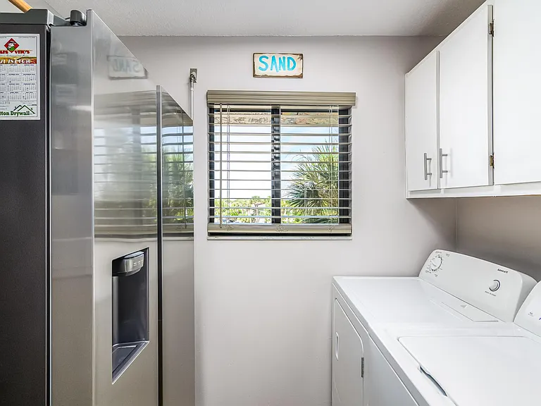 8500 Ridgewood Ave — Photo 15