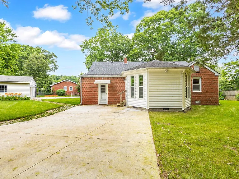 6333 Tuttle Ave — Photo 17