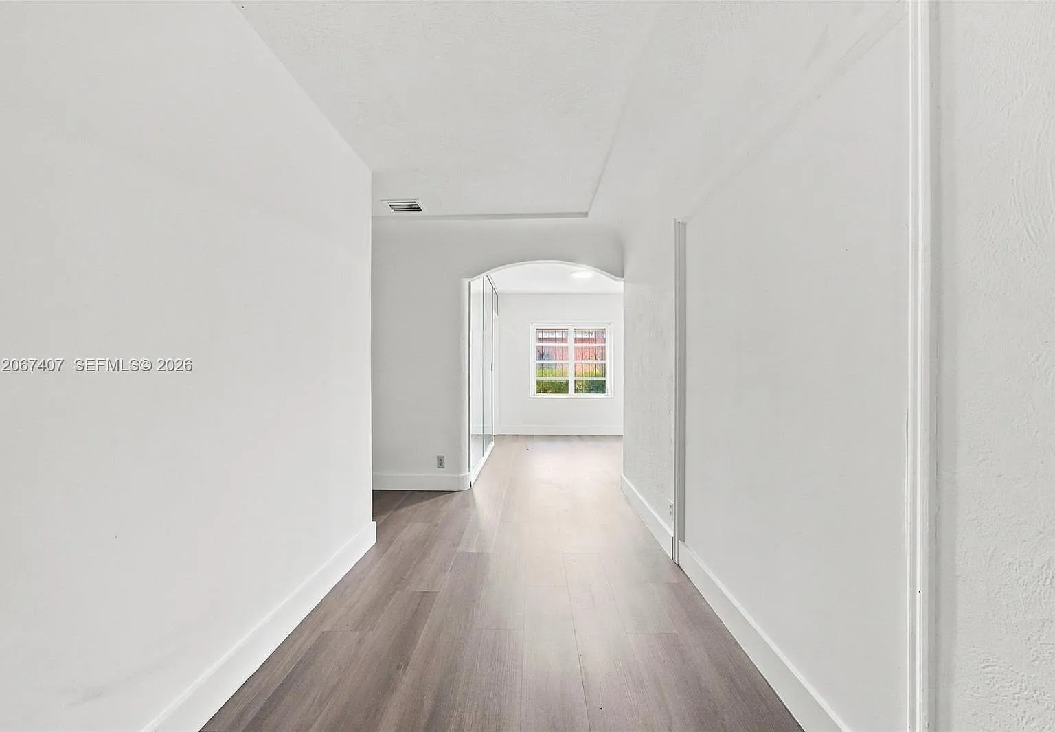 3 bed, 2126 sqft, $3,150 — Photo 4